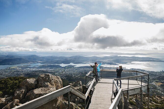 The Hobart Local - Private, luxury half-day tour - Key Points
