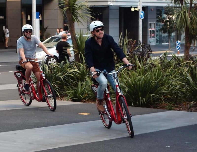The Inside Loop: See Auckland's Coolest Neighbourhoods - Analyzing the Experience