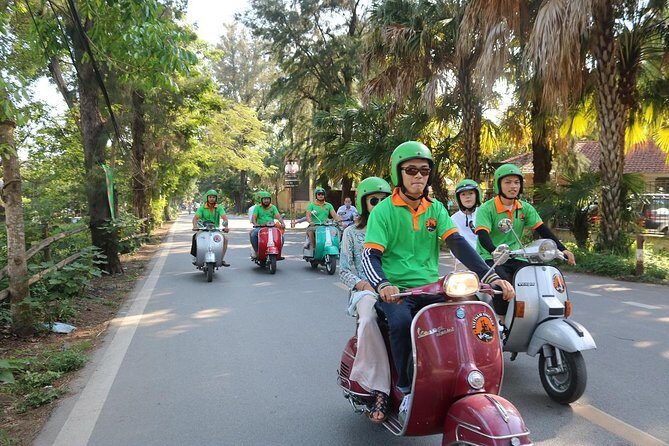 The insider's Hanoi 4.5 hours All highlight Places & Train Street - FAQs