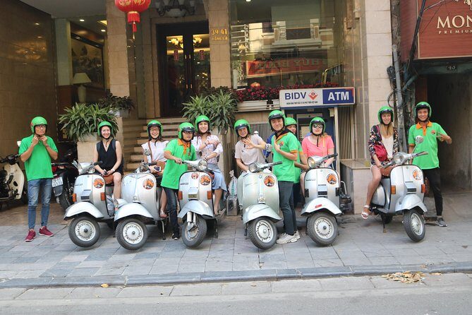 The insider's Hanoi 4.5 hours All highlight Places & Train Street - About the Provider