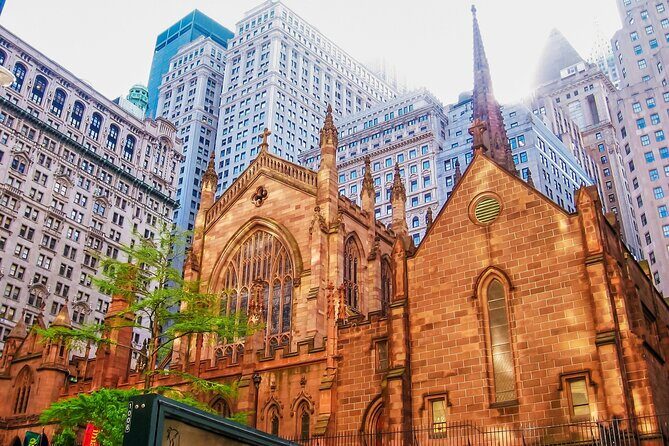 The Manhattan Tour - The Financial District: Wall Street and Trinity Church