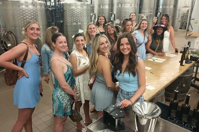 The NON BUS Torch Lake Traverse City Area Wine Tour - Key Points