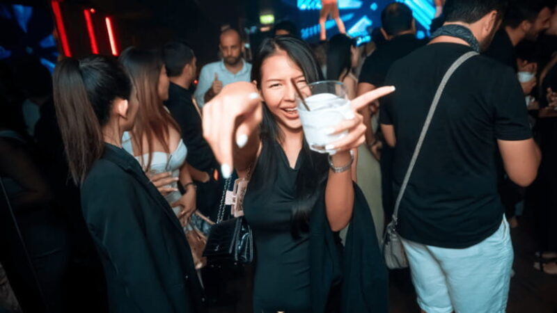 The Original Bangkok Pub Crawl - The Sum Up