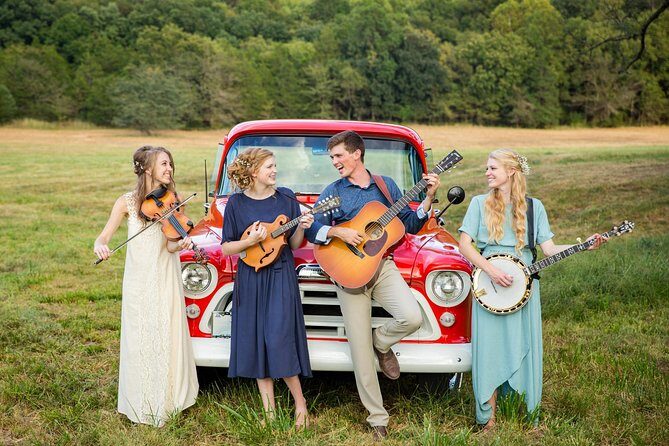 The Petersens at The Little Opry Theatre in Branson - An In-Depth Look at the Experience