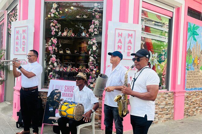 The piña colada experience - A Deep Dive into the Piña Colada Experience