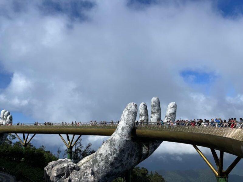 The private tour to the Golden bridge and Hoi An by night - Key Points