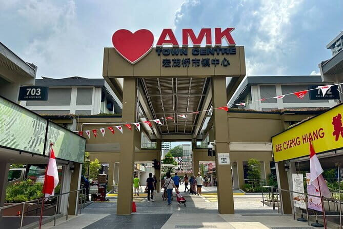 The Real Singapore Heartland Walking Food Tour - Key Points