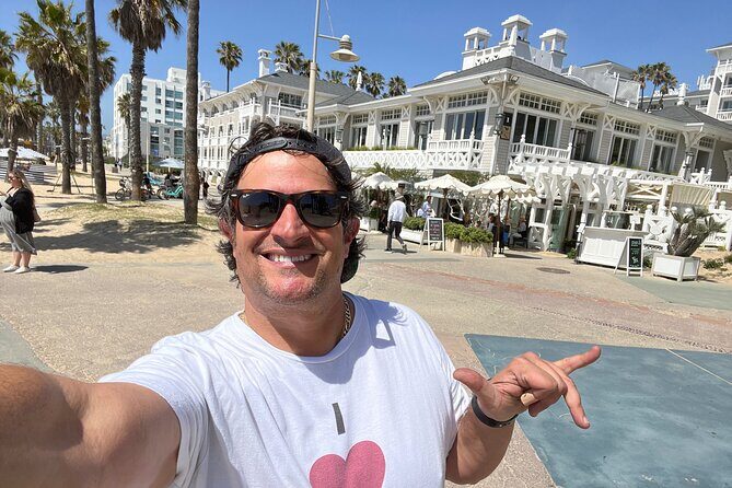 The Santa Monica and Venice Beach E-Bike Tour - Exploring Venice: The Heart of LA’s Bohemian Spirit