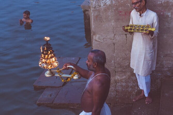 The Secrets of Varanasi | Hidden Temples, Myths, Legends & More! - Key Points