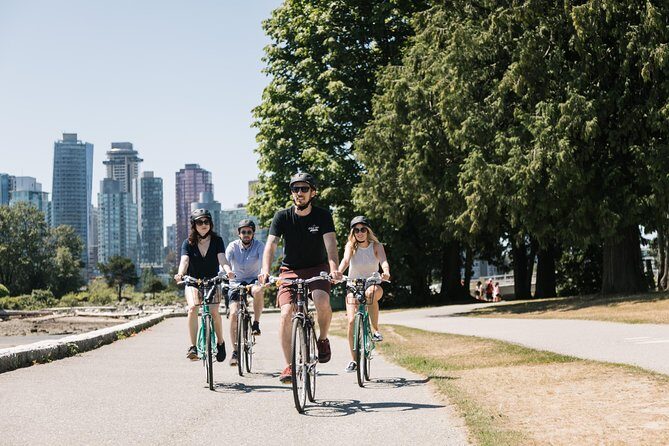The Stanley Park Bicycle Tour by Cycle City Tours - Exploring the Forest and the Beach