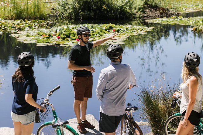 The Stanley Park Bicycle Tour by Cycle City Tours - Group Size and Atmosphere
