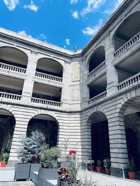 The Steps of Frida: Mexico City - FAQ