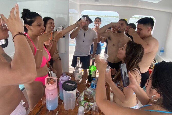 The Ultimate Water Experience in Miami with Drinks and Jet Skis - An In-Depth Look at the Miami Water Adventure