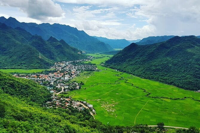 Three Traditional Villages Private Day Tour from Hanoi - Who’s This Tour Best For?