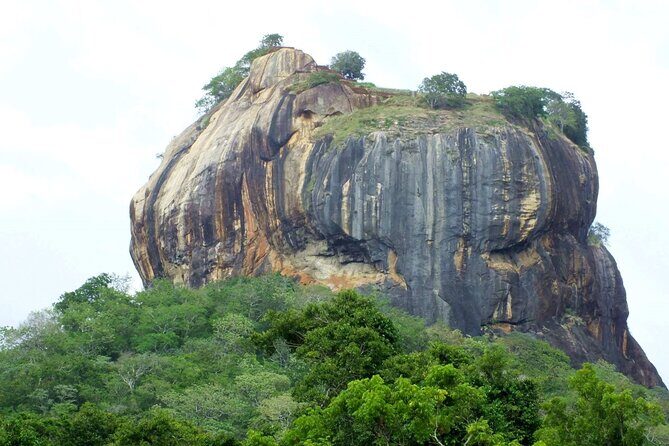Throughout the Pearl Island in 14 Days - Why This Tour Delivers Great Value