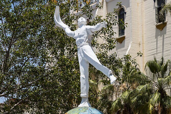 Tijuana Downtown Self Guided Walking Tour - Pasaje Rodriguez: Art, Quirks, and Hidden Charm