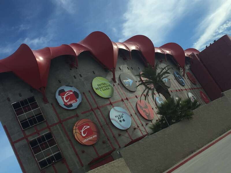 Tijuana: Guided City Tour with Local Food and Beer Tasting - Key Points