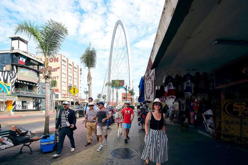 Tijuana: Guided City Tour with Local Food and Beer Tasting - The Experience: What Youll Actually Do
