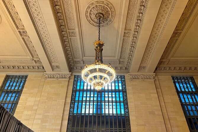 Times Square Grand Central Rockefeller Private Tour - FAQs