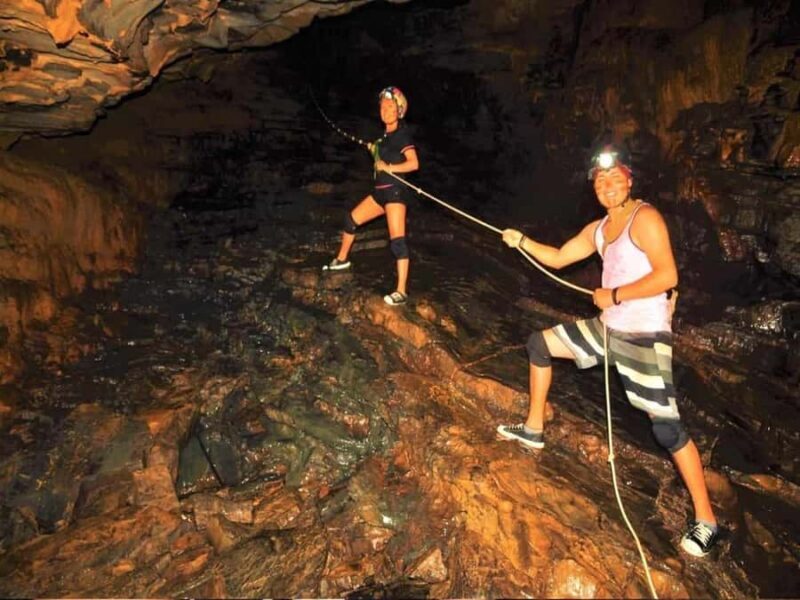 Tingo Maria: Mantle Cave - Starting in Tingo María