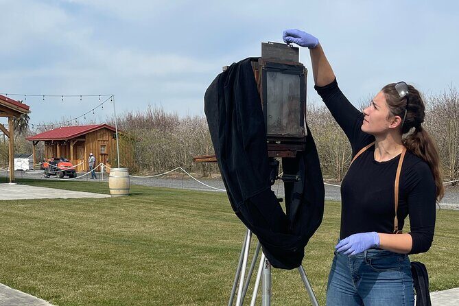 Tintype Portrait and Historic Photography Lesson - Key Points
