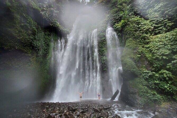 Tiu Kelep Waterfall - Exploring Tiu Kelep Waterfall: A Detailed Look at an Authentic Lombok Adventure