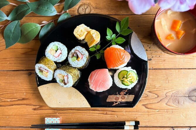 Tokyo 6hr Private Guided Tour & Temari Sushi Making Experience - Key Points