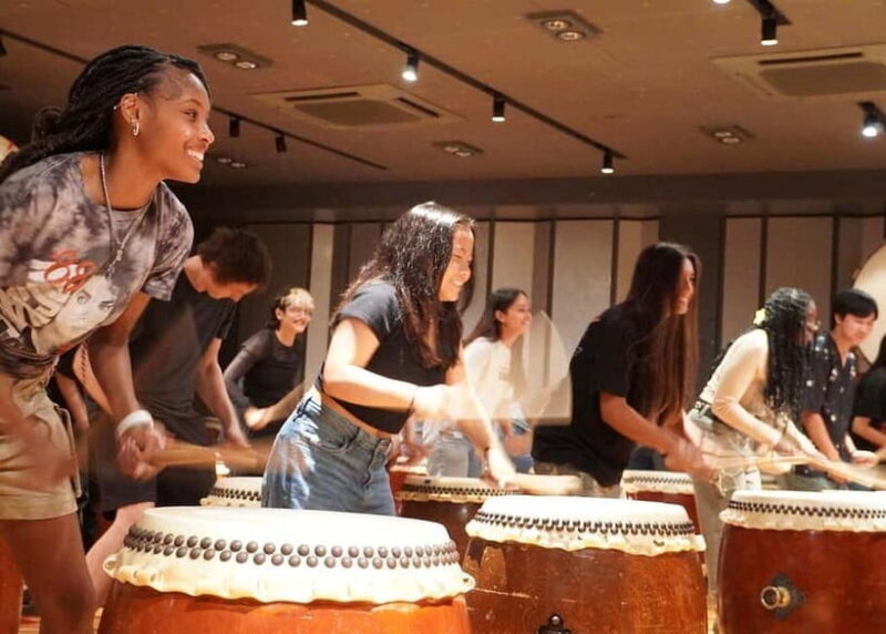 Tokyo 6hr Private Guided Tour & Wadaiko Drumming Experience - Key Points