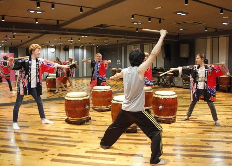 Tokyo 6hr Private Guided Tour & Wadaiko Drumming Experience - Additional Details and Considerations