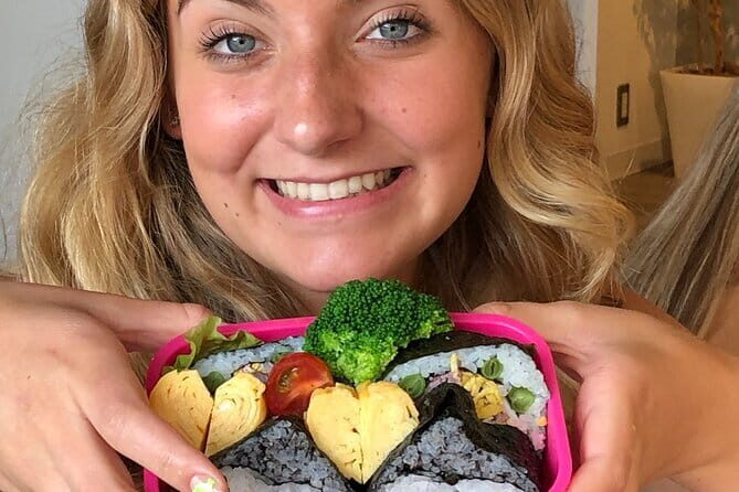 Tokyo 6hr Private Tour & Kawaii Japanese Bento Making Experience - Exploring Tokyo’s Landmark Stops