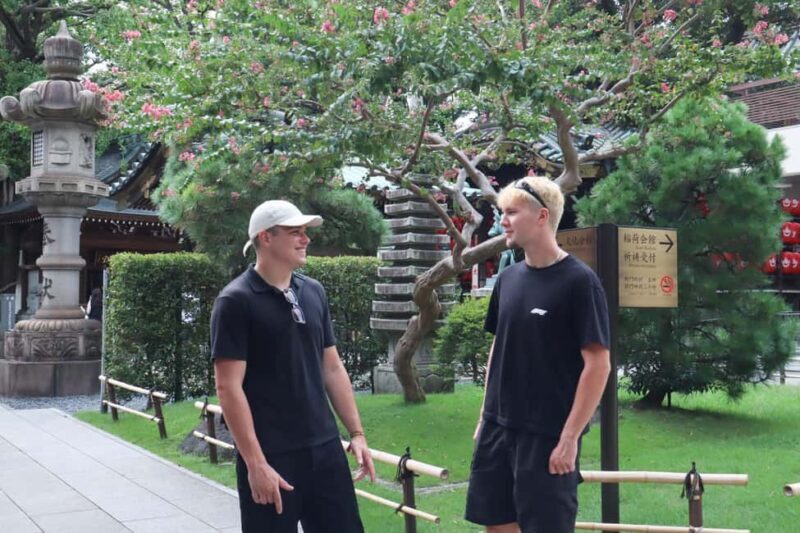 Tokyo: Akasaka Walking Tour with Temple Visit - Who Is This Tour Best For?