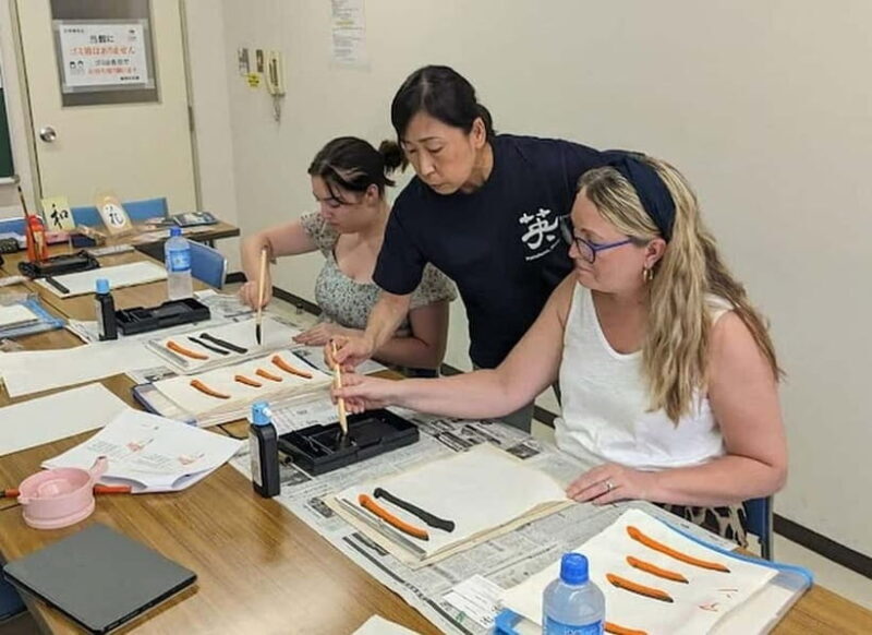 Tokyo: Calligraphy Class and Walking Tour - Key Points