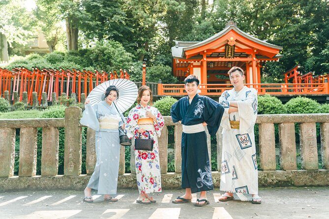 Tokyo City Travel Photoshoot with Professional Photographer - Key Points
