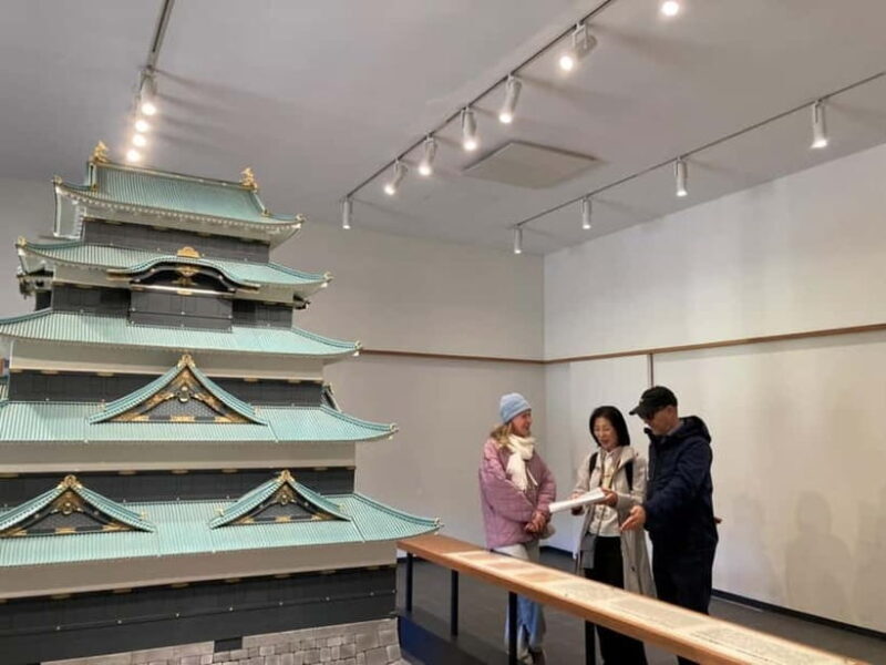 Tokyo: East Garden of the Imperial Palace with History Guide - A Closer Look at the Experience