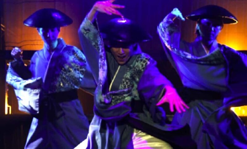 Tokyo: Enjoy a Japanese-style cabaret show in Ginza! - An Authentic Night in Ginza: A Closer Look