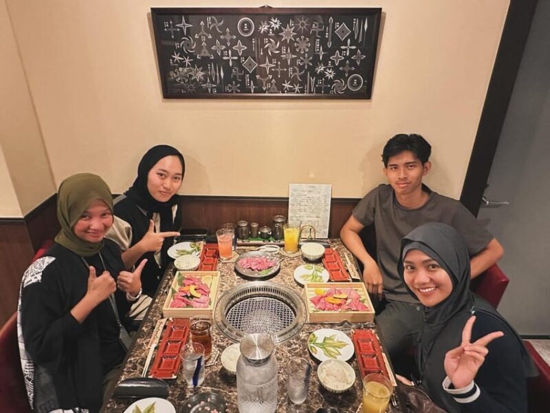 Tokyo Halal Muslims Friendly Food Tour With Guide& Sweets - The Practicalities: What Travelers Say