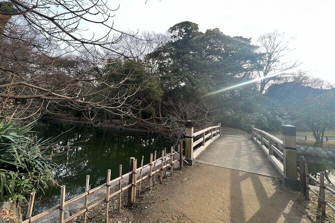 Tokyo: Japanese Garden Walking Tour with Tea and Sweets - Who would enjoy this tour?
