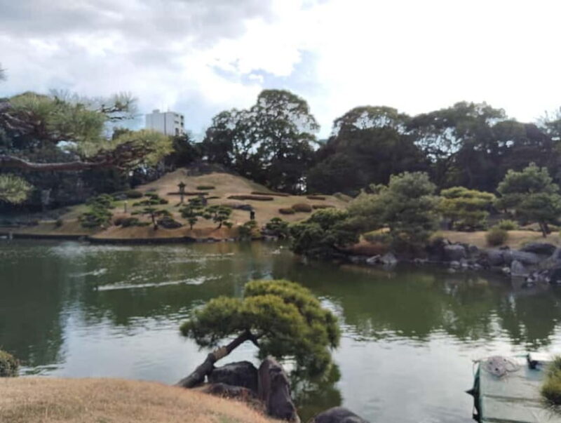 Tokyo: Kiyosumi Garden Guided Tour - The Experience Provider