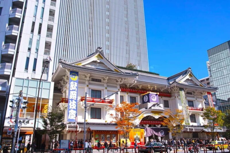 Tokyo: Know about Kabuki performing - Ginza Walking - Key Points