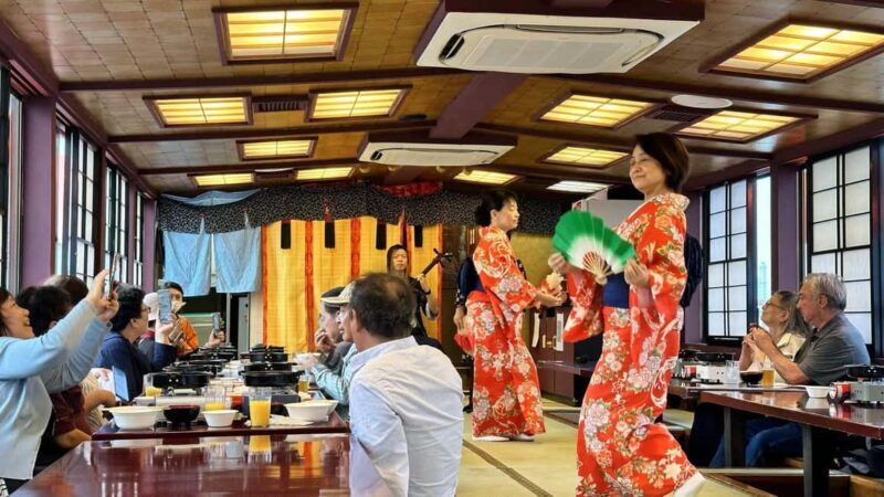Tokyo Limited-Date Cherry Blossom Route Cruise & Show & Meal - Who Will Love This Tour?