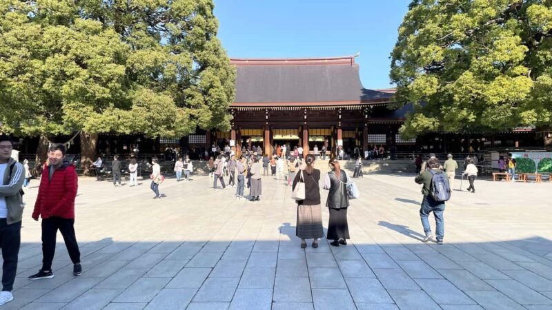 Tokyo: Meiji Jingu, Harajuku, Shibuya, and Shijuku Tour - Key Points