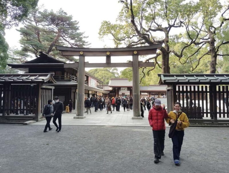 Tokyo: Meiji Jingu Shrine & Inner Garden Guided Tour (2h) - What the Reviews Say