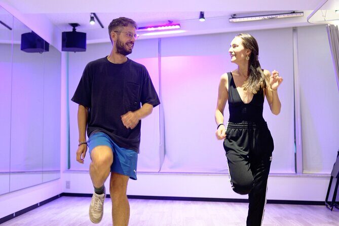 Tokyo Morning Shuffle Dance & Breakfast with a TikTok Star - Key Points