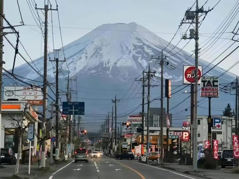 Tokyo: Mt. Fuji & Lake Kawaguchi Instagram Full Day Trip - The Sum Up