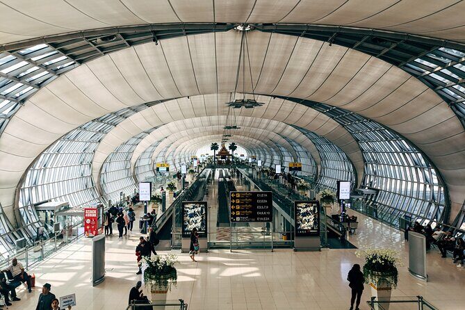 Tokyo: Narita International Airport VIP Lounge Access - The Sum Up