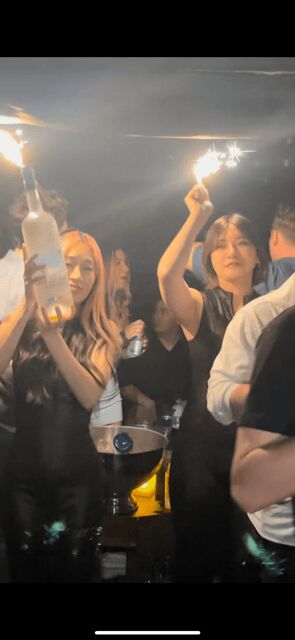 Tokyo NIGHT CLUB TOUR with a VIP Table & Drinks with Dinner - A Closer Look at the Experience