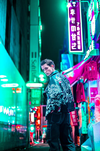 Tokyo Private photo tour with Nightstreet Neon photographer - Key Points
