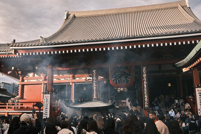 Tokyo: Private Walking Tour with a Local Guide - The Itinerary: A Well-Rounded Tokyo Tour