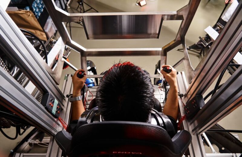 Tokyo: Robot Piloting Attraction Ticket - The Sum Up