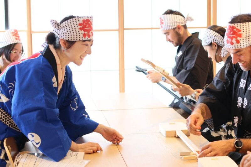 TOKYO SHAMILet's make a mini shamisen and play it! - What to Expect from the Shamisen-Making Tour in Tokyo